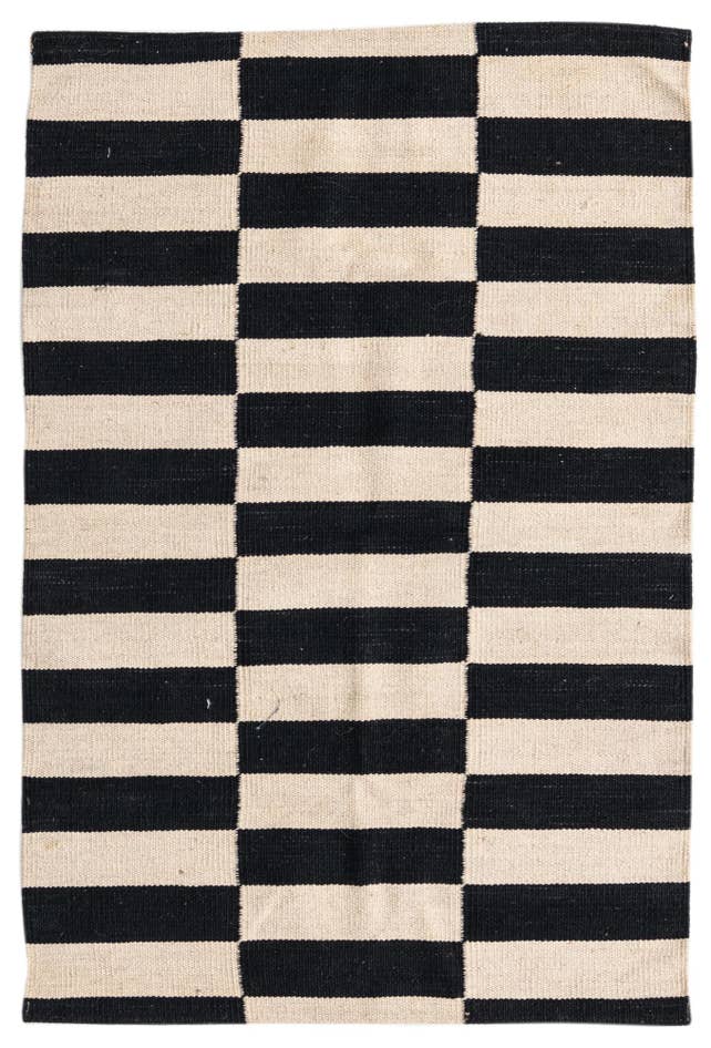 Detail image of 2' 6 x 3' 10 Hand Woven Kilim Modern Wool Rug