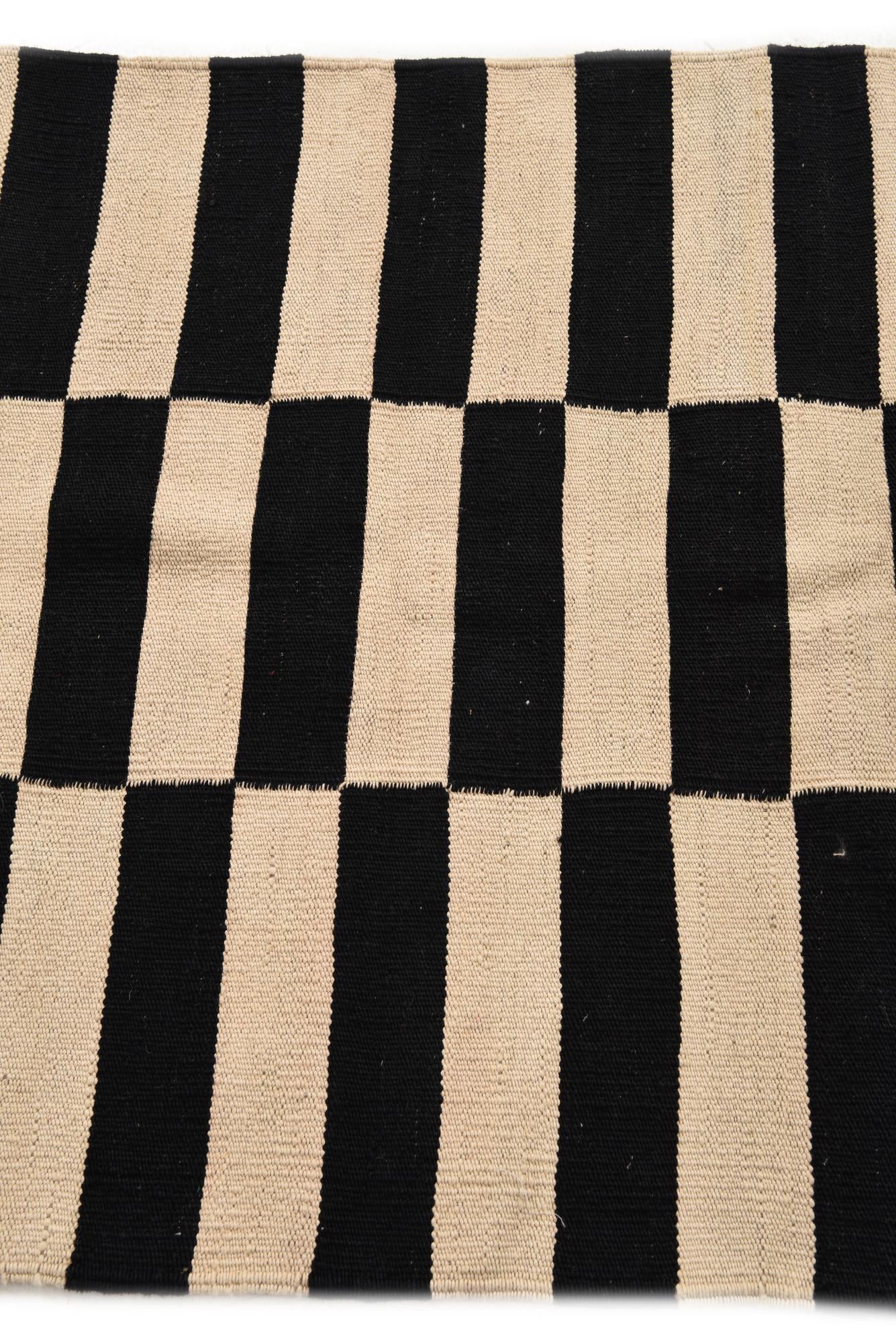 2' 8 x 3' 10 Hand Woven Kilim Modern Wool Rug