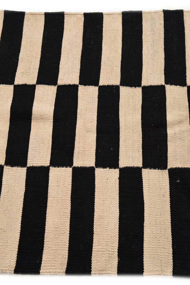 Detail image of 2' 8 x 3' 10 Hand Woven Kilim Modern Wool Rug