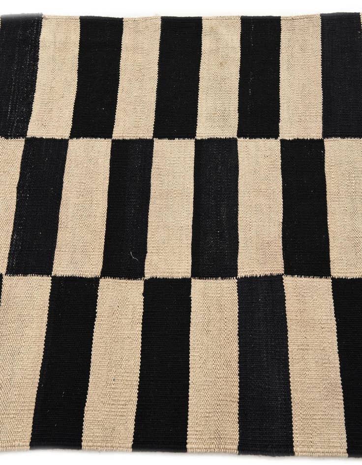 Detail image of 2' 8 x 3' 10  Hand Woven Kilim Modern Wool Rug