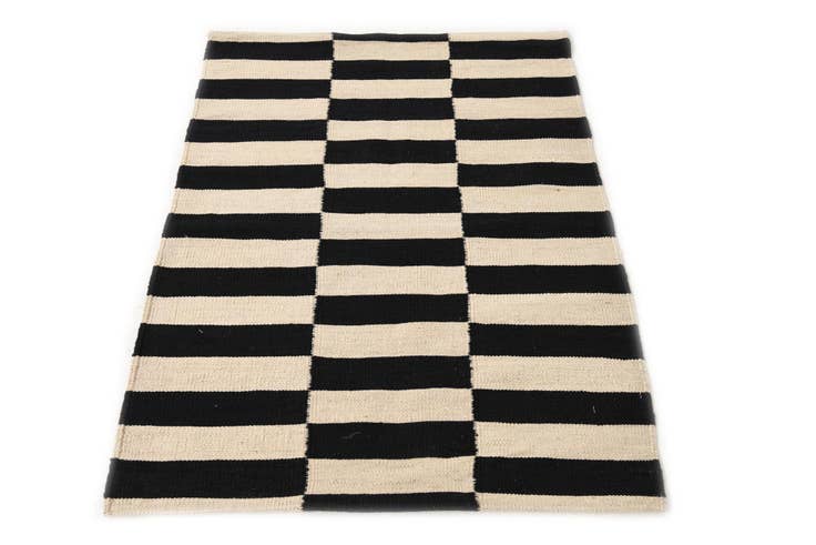 Detail image of 2' 9 x 3' 9 Hand Woven Kilim Modern Wool Rug
