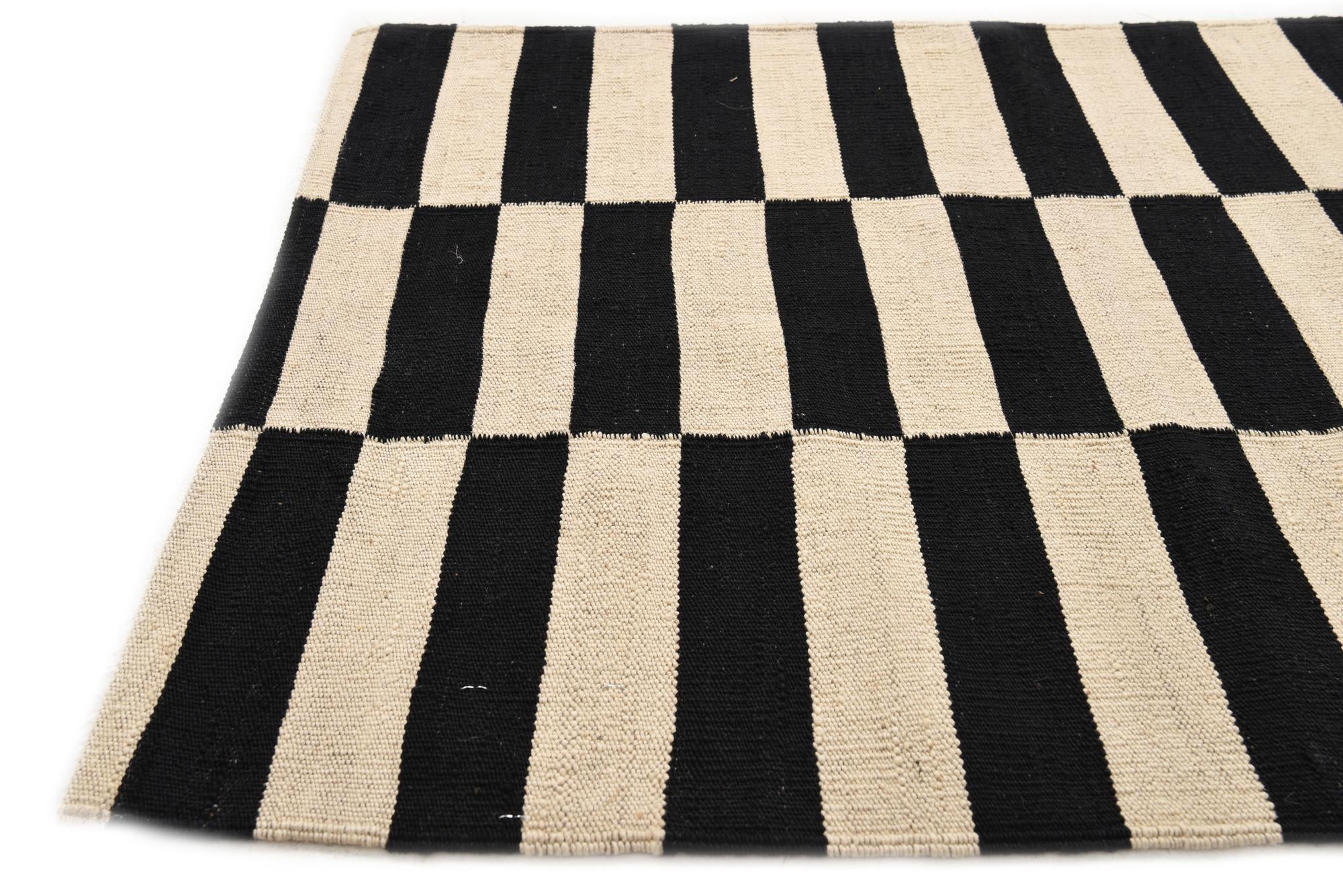 2' 9 x 3' 9 Hand Woven Kilim Modern Wool Rug