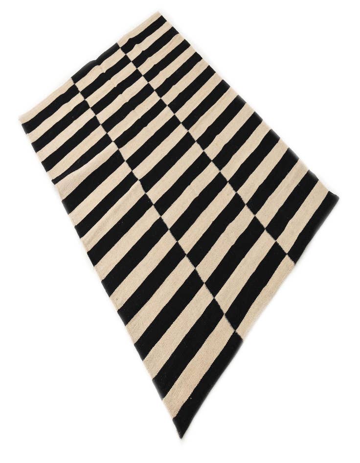 Detail image of 3' 4 x 4' 10  Hand Woven Kilim Modern Wool Rug