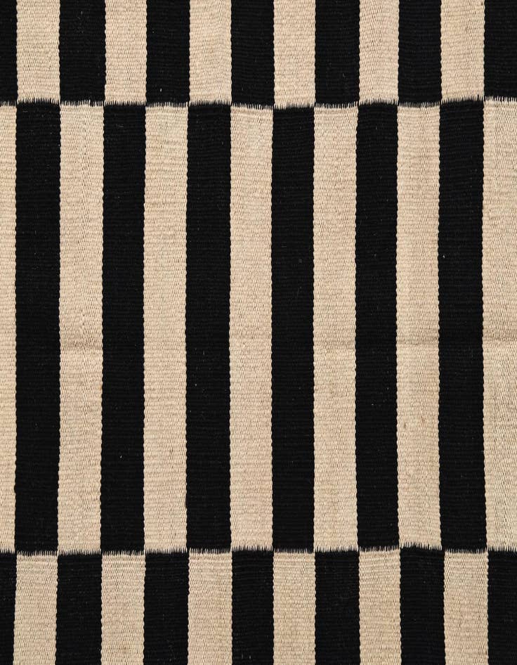 Detail image of 3' 4 x 4' 10  Hand Woven Kilim Modern Wool Rug