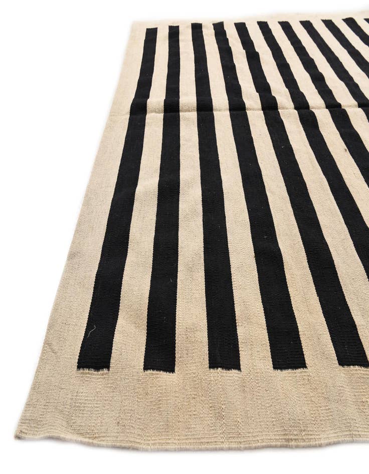 Detail image of 6' 8 x 9' 10  Hand Woven Kilim Modern Wool Rug