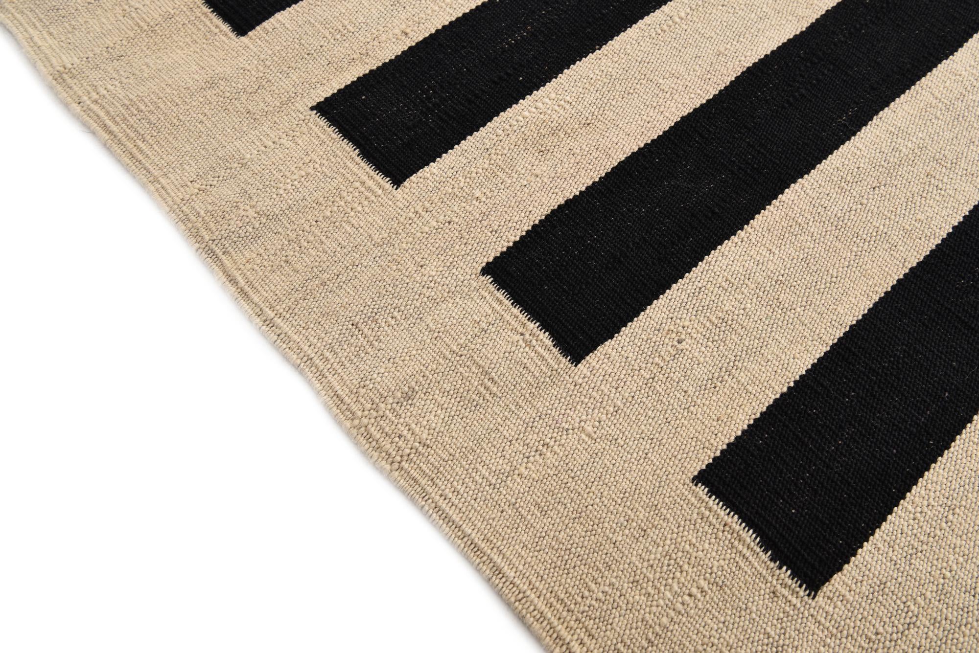 6' 8 x 9' 10 Hand Woven Kilim Modern Wool Rug