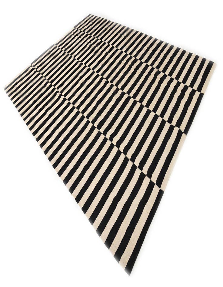 Detail image of 8' 7 x 11' 3  Hand Woven Kilim Modern Wool Rug