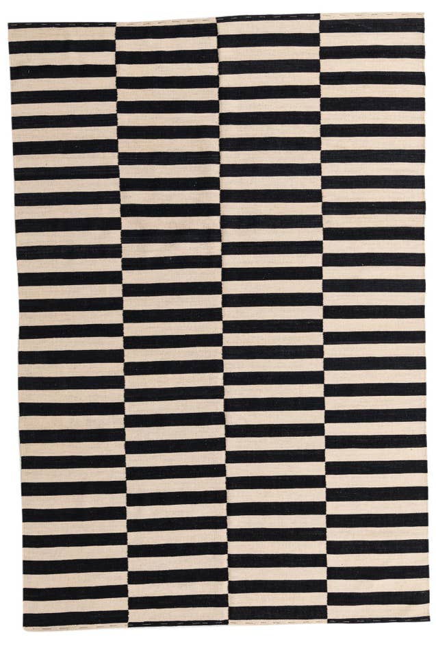 Detail image of 6' 8 x 9' 8 Hand Woven Kilim Modern Wool Rug