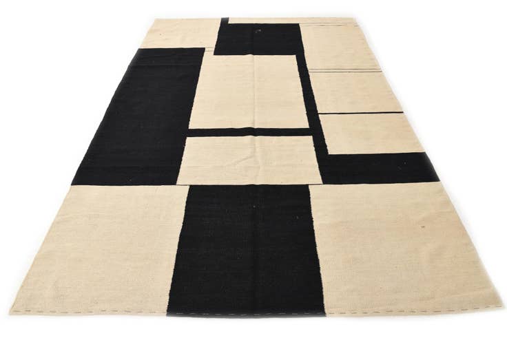 Detail image of 6' 4 x 9' 8 Hand Woven Kilim Modern Wool Rug