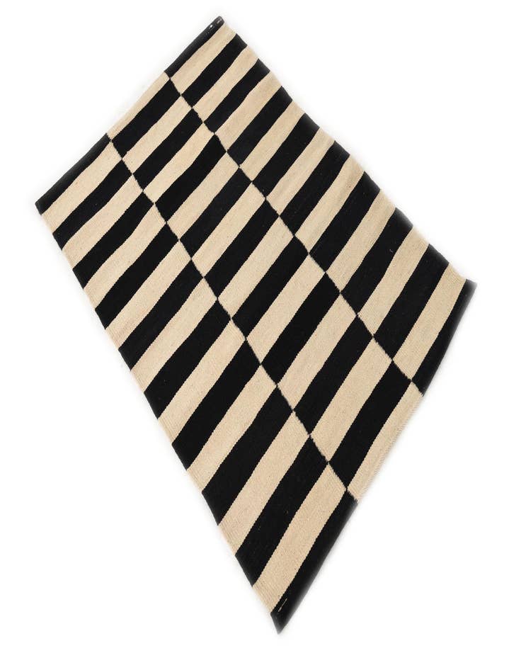 Detail image of 2' 7 x 3' 9  Hand Woven Kilim Modern Wool Rug