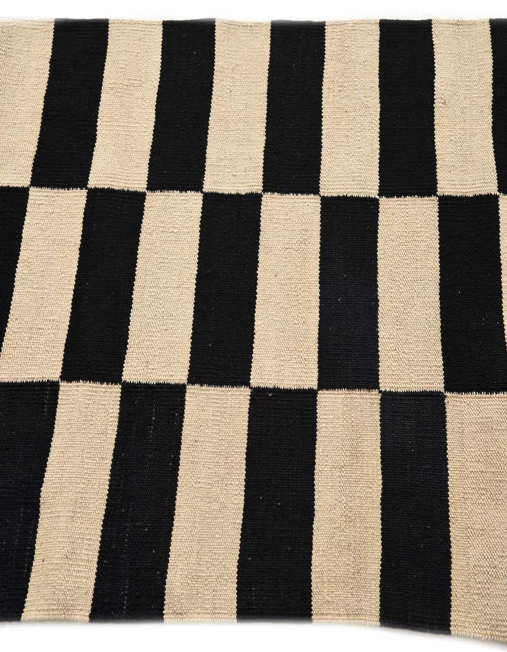 Detail image of 2' 7 x 3' 9  Hand Woven Kilim Modern Wool Rug