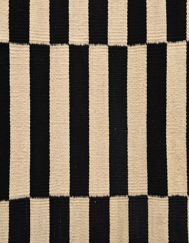 Detail image of 2' 7 x 3' 9  Hand Woven Kilim Modern Wool Rug
