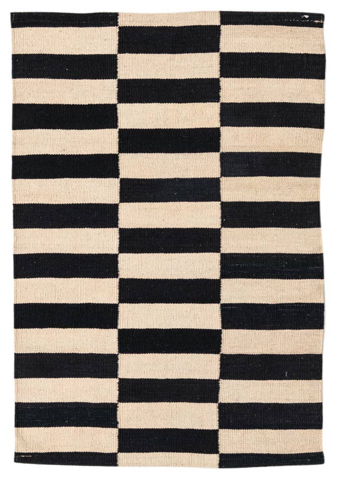 Detail image of 2' 7 x 3' 9 Hand Woven Kilim Modern Wool Rug