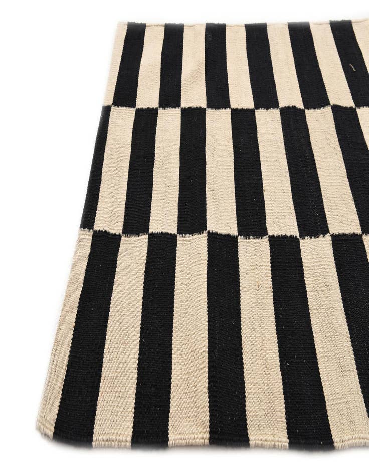 Detail image of 2' 8 x 3' 10  Hand Woven Kilim Modern Wool Rug