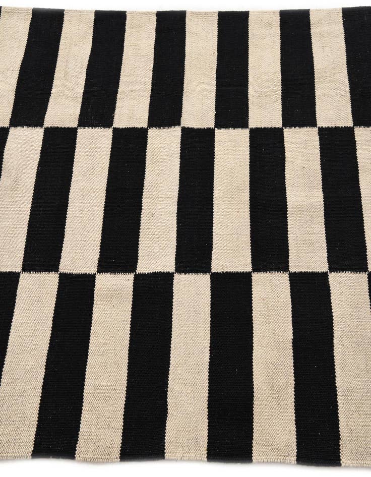 Detail image of 3' 4 x 4' 10  Hand Woven Kilim Modern Wool Rug