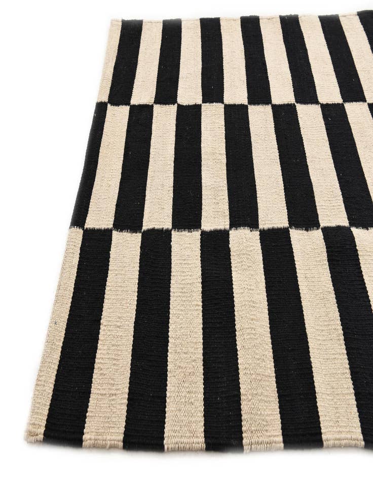 Detail image of 2' 8 x 3' 10  Hand Woven Kilim Modern Wool Rug