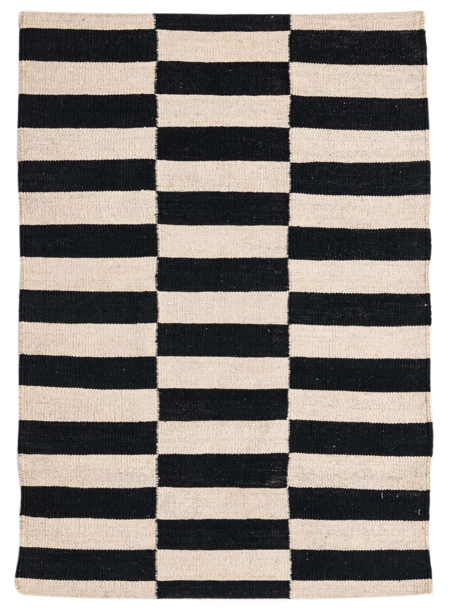 2' 8 x 3' 10 Hand Woven Kilim Modern Wool Rug