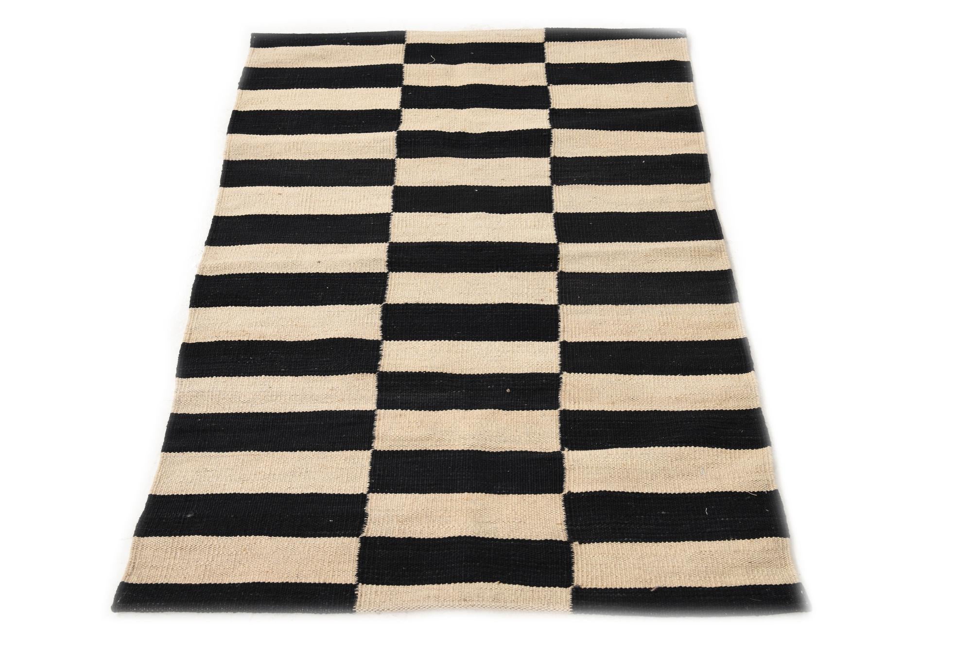 2' 7 x 3' 10 Hand Woven Kilim Modern Wool Rug