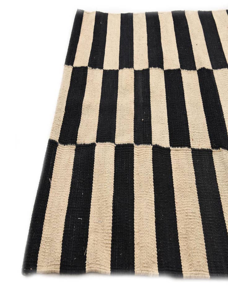 Detail image of 2' 7 x 3' 10  Hand Woven Kilim Modern Wool Rug