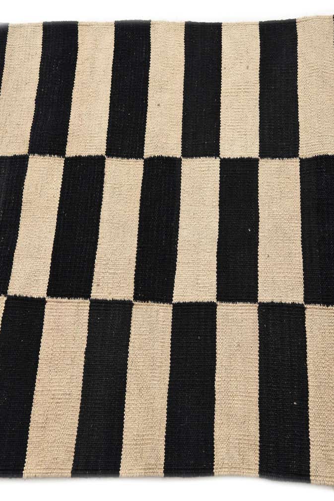 2' 7 x 3' 10 Hand Woven Kilim Modern Wool Rug
