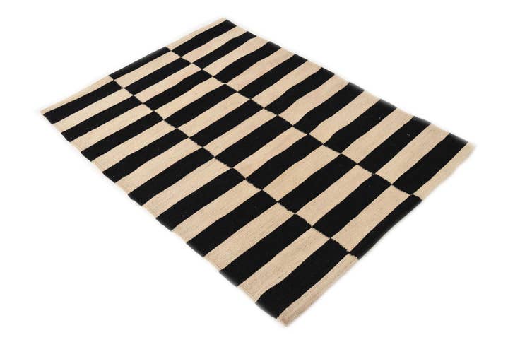 Detail image of 2' 8 x 3' 10 Hand Woven Kilim Modern Wool Rug