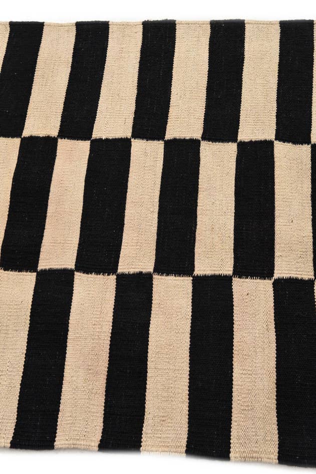 Detail image of 2' 8 x 3' 10 Hand Woven Kilim Modern Wool Rug