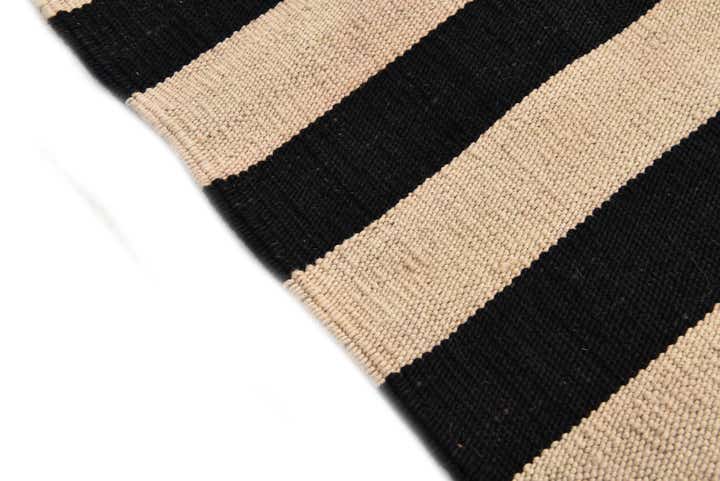 2' 8 x 3' 10 Hand Woven Kilim Modern Wool Rug