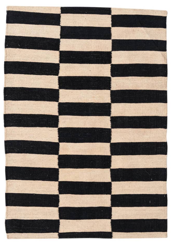 Detail image of 2' 8 x 3' 10 Hand Woven Kilim Modern Wool Rug