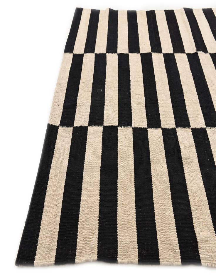 Detail image of 3' 4 x 4' 10  Hand Woven Kilim Modern Wool Rug