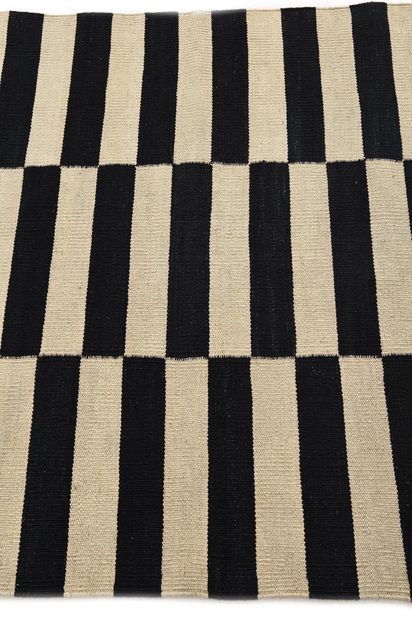 3' 4 x 4' 9 Hand Woven Kilim Modern Wool Rug