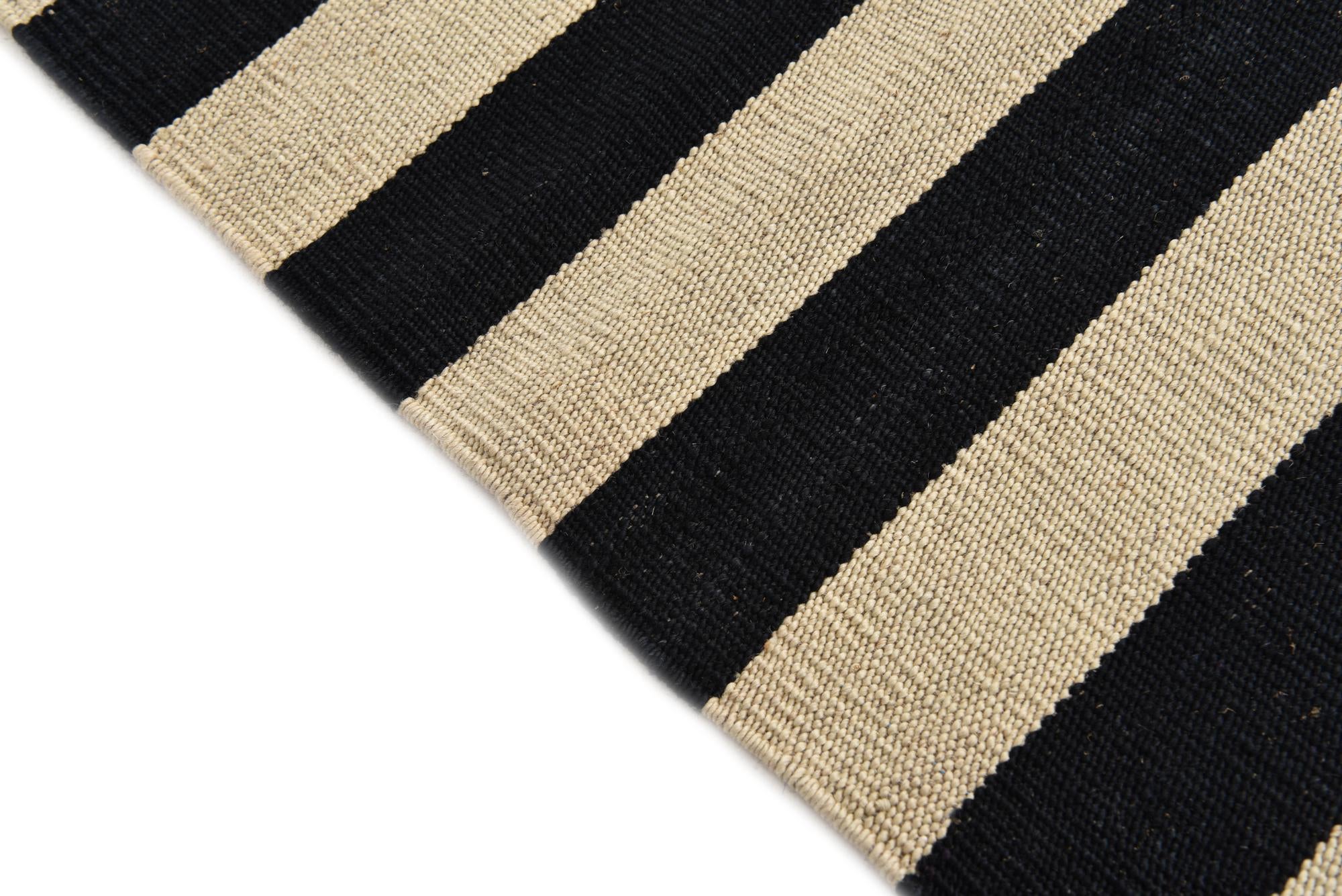 3' 4 x 4' 9 Hand Woven Kilim Modern Wool Rug