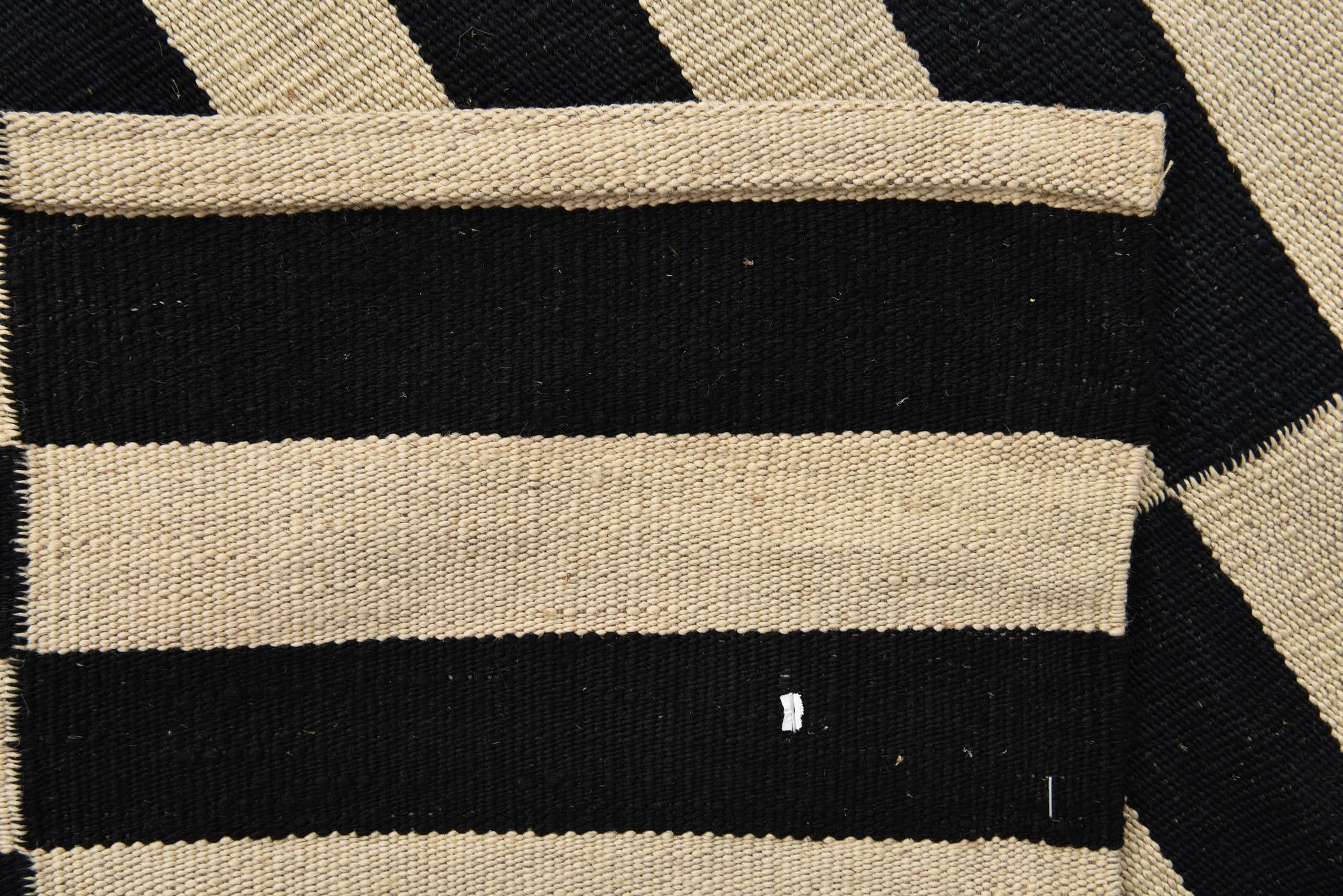 3' 4 x 4' 9 Hand Woven Kilim Modern Wool Rug