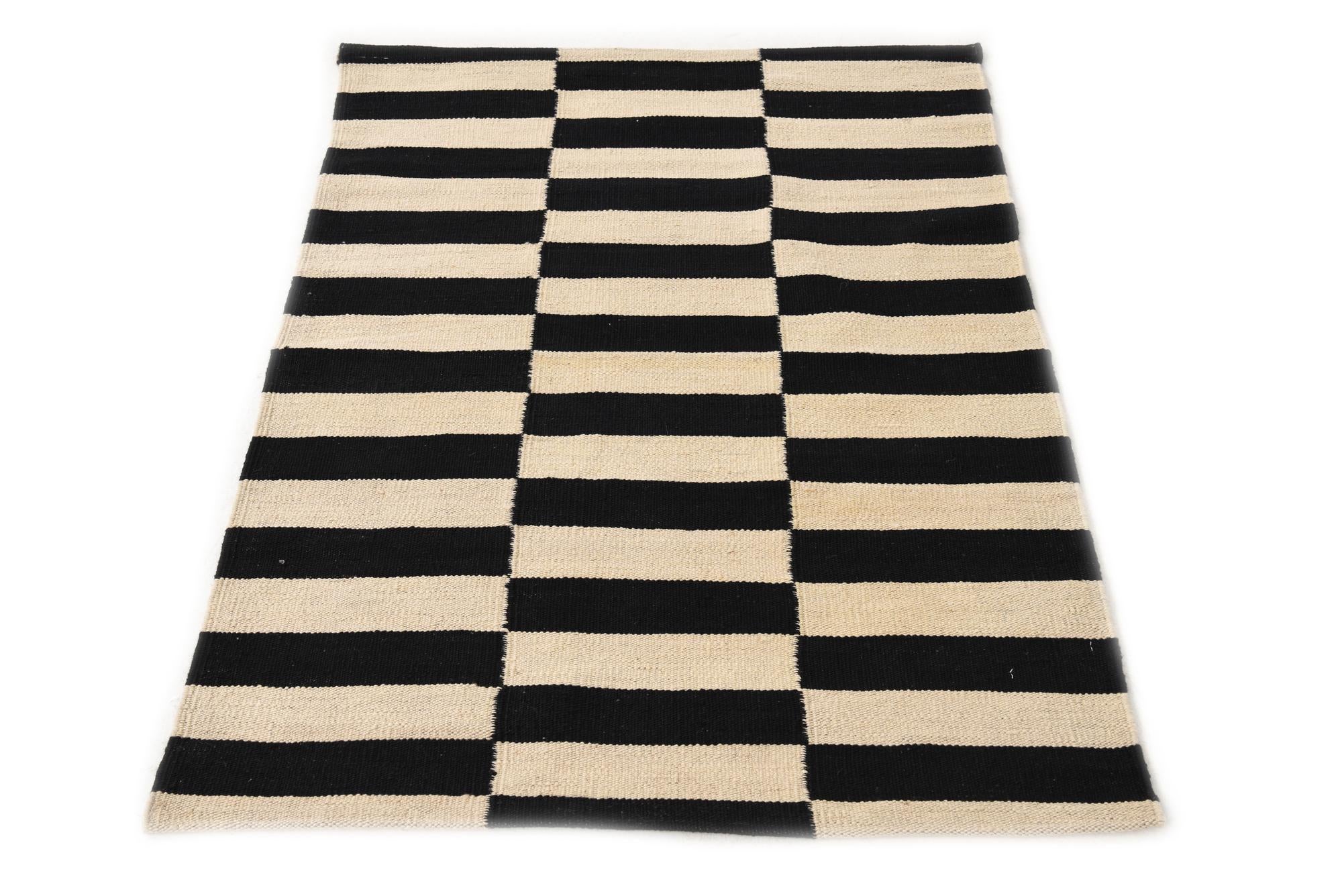 2' 9 x 3' 10 Hand Woven Kilim Modern Wool Rug