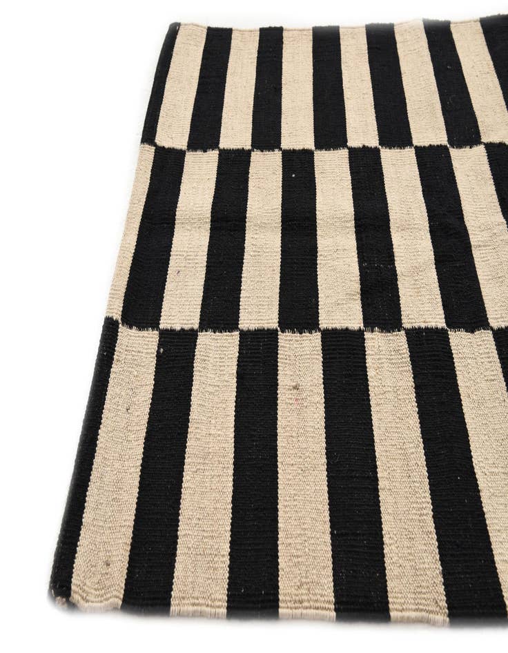 Detail image of 2' 8 x 3' 9  Hand Woven Kilim Modern Wool Rug