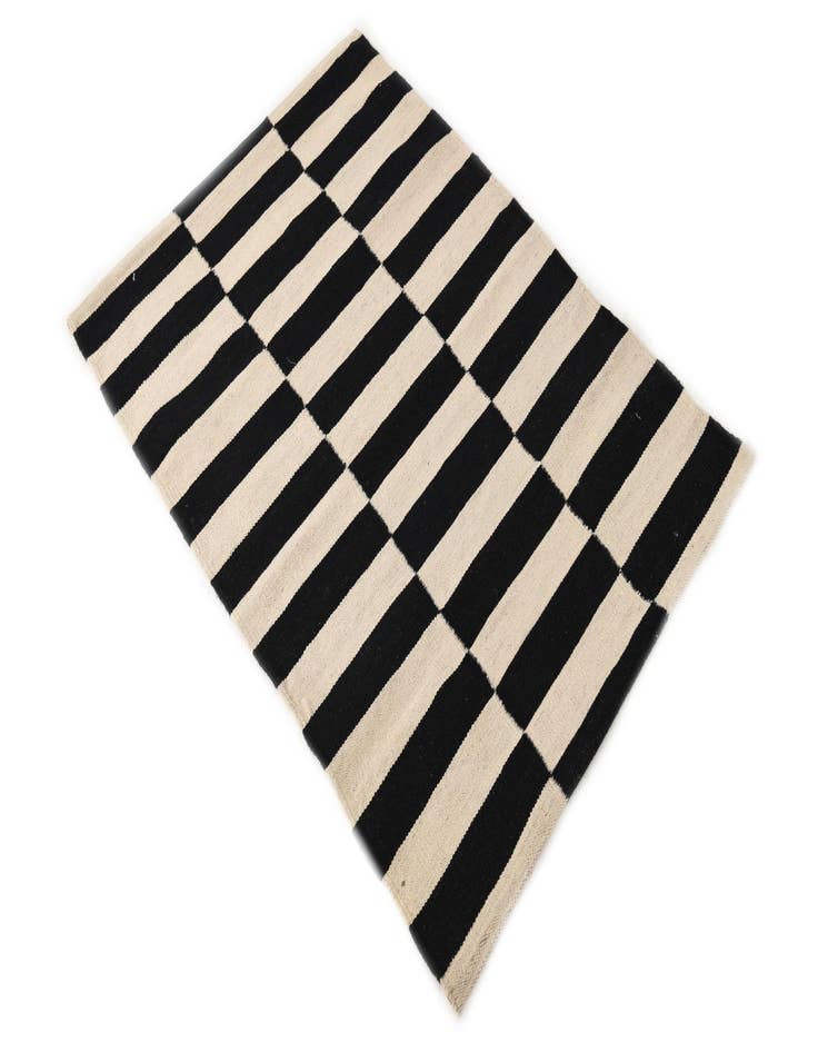 Detail image of 2' 6 x 3' 10  Hand Woven Kilim Modern Wool Rug