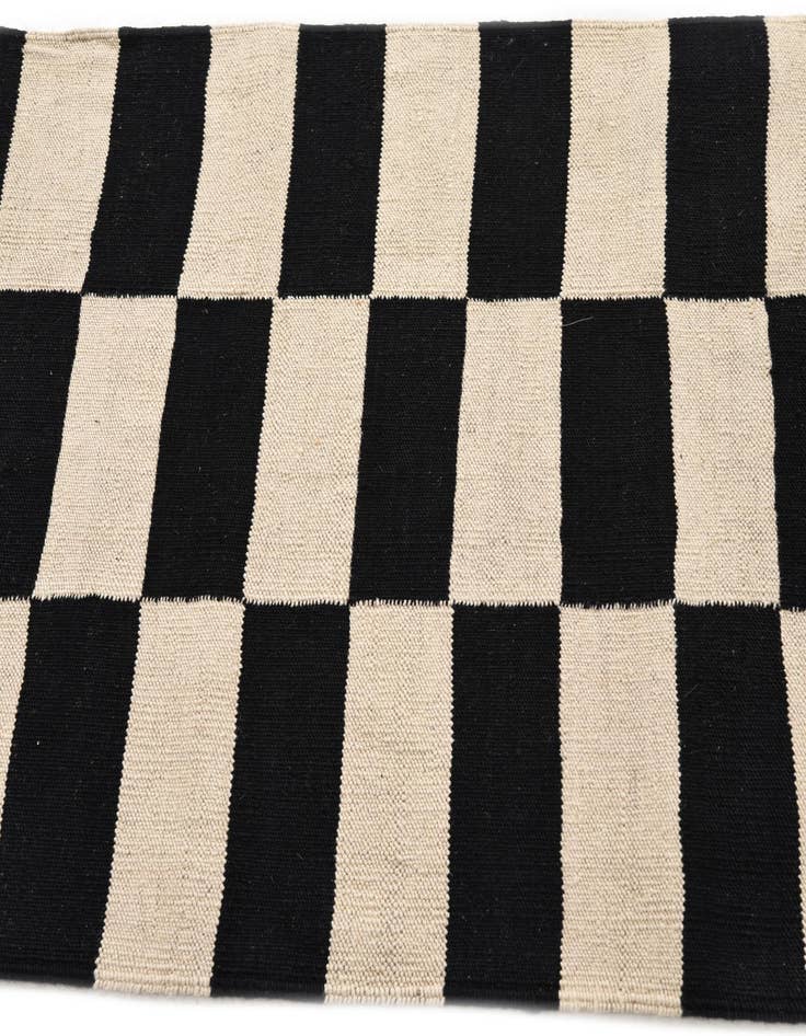 Detail image of 2' 6 x 3' 10  Hand Woven Kilim Modern Wool Rug