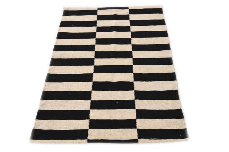 Detail image of 2' 8 x 3' 10 Hand Woven Kilim Modern Wool Rug