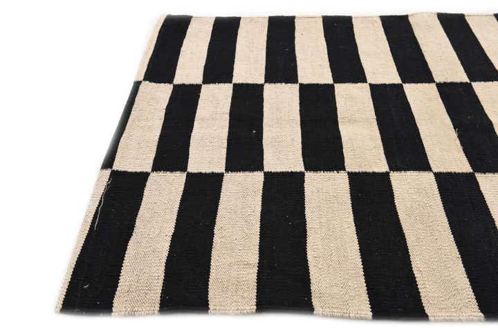 2' 8 x 3' 10 Hand Woven Kilim Modern Wool Rug