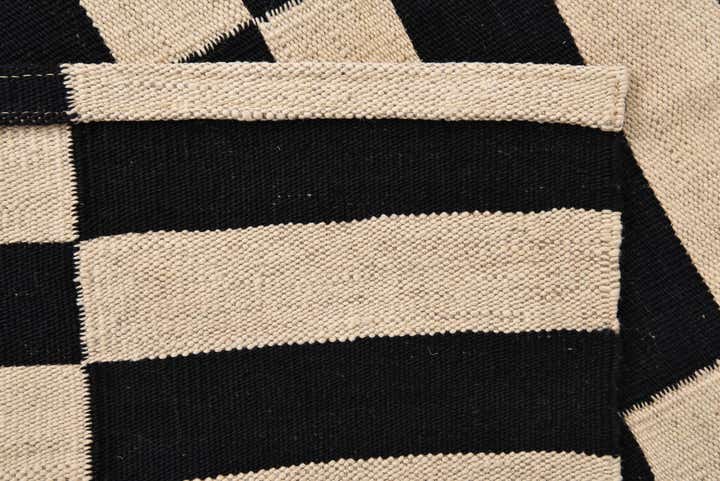 2' 8 x 3' 10 Hand Woven Kilim Modern Wool Rug