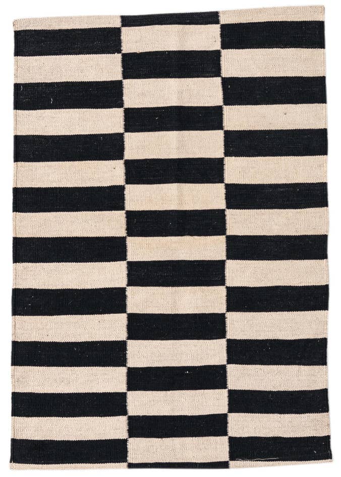 Detail image of 2' 8 x 3' 10 Hand Woven Kilim Modern Wool Rug