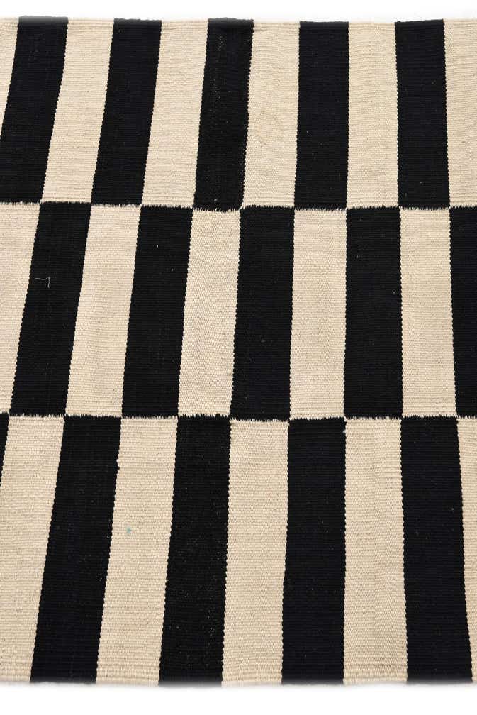 2' 8 x 3' 9 Hand Woven Kilim Modern Wool Rug