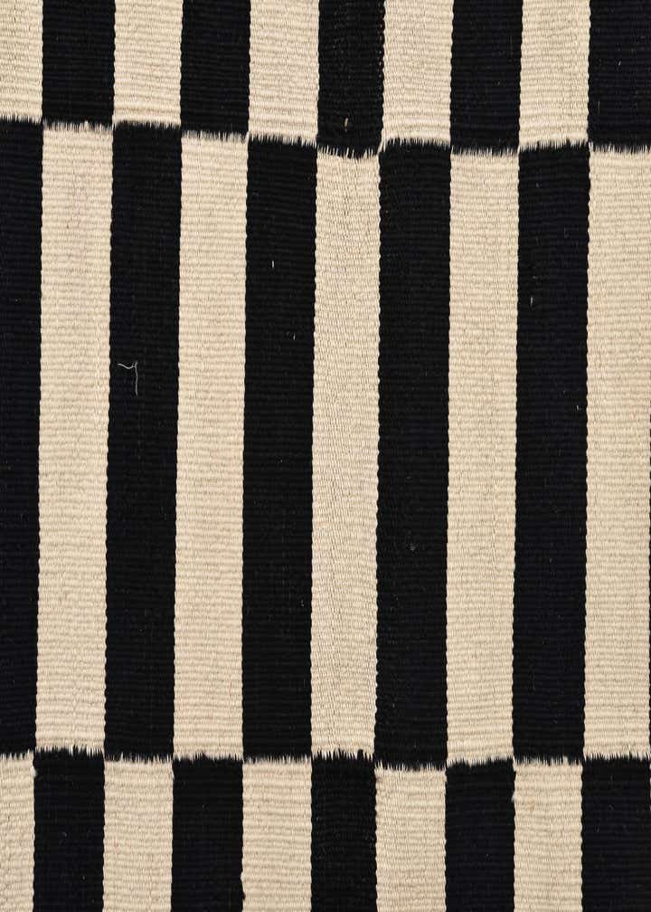 2' 8 x 3' 9 Hand Woven Kilim Modern Wool Rug
