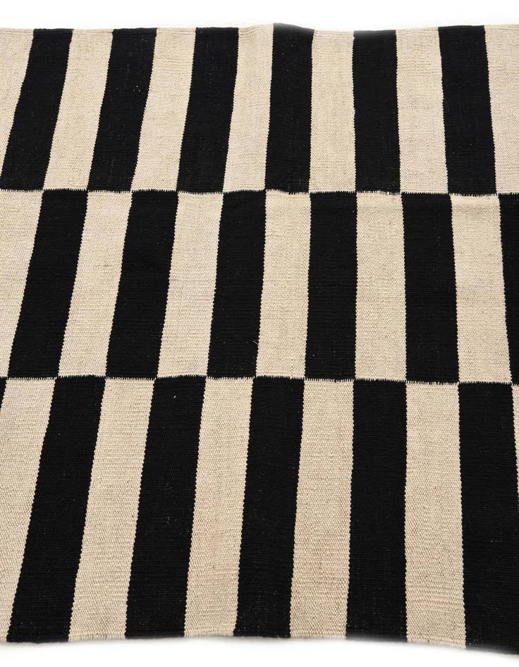 Detail image of 3' 4 x 4' 9  Hand Woven Kilim Modern Wool Rug