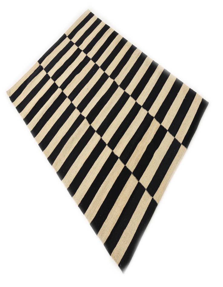 Detail image of 3' 5 x 4' 10  Hand Woven Kilim Modern Wool Rug