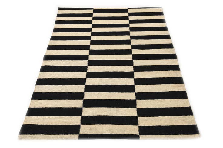Detail image of 3' 5 x 4' 8 Hand Woven Kilim Modern Wool Rug