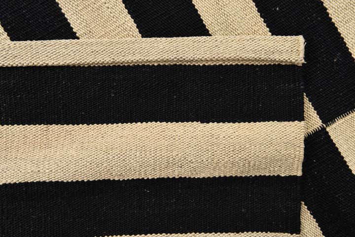 3' 5 x 4' 8 Hand Woven Kilim Modern Wool Rug