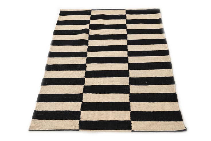 Detail image of 2' 9 x 3' 9 Hand Woven Kilim Modern Wool Rug