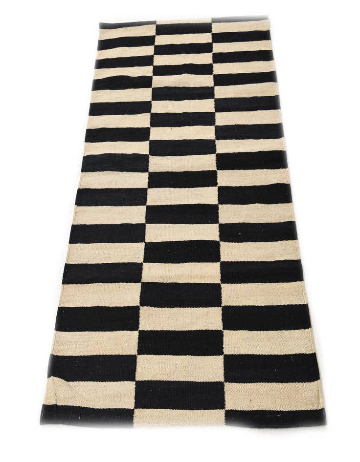 Detail image of 3' 4 x 4' 10  Hand Woven Kilim Modern Wool Rug