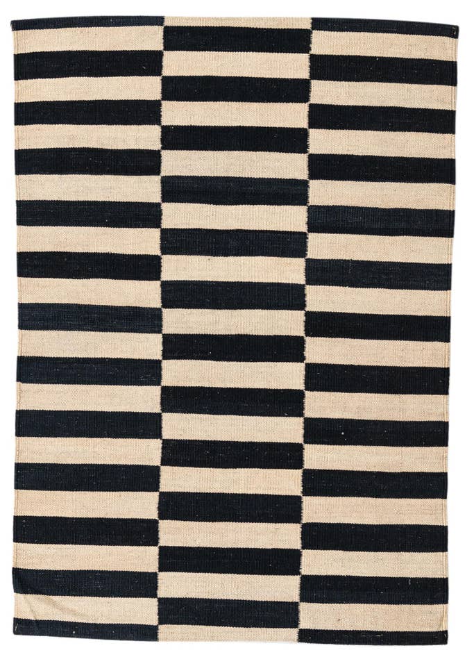 Detail image of 3' 4 x 4' 10 Hand Woven Kilim Modern Wool Rug