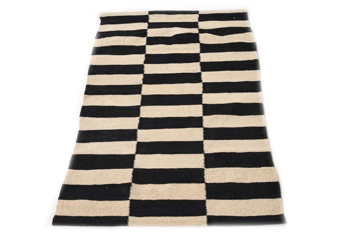 2' 6 x 4' Hand Woven Kilim Modern Wool Rug